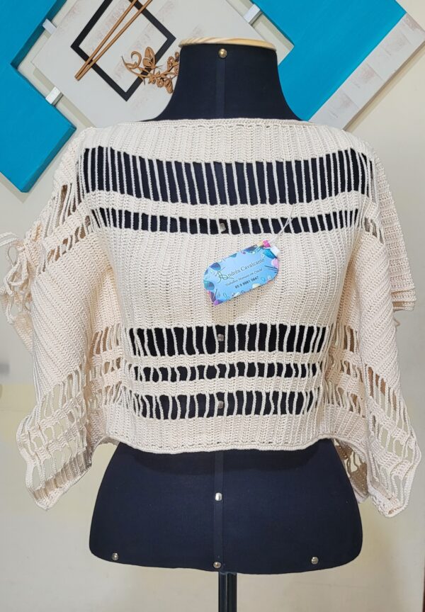 Blusa Cru com Manga Morcego