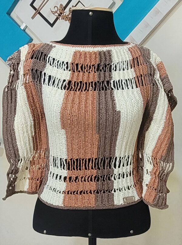 Blusa Tricolor com Manga Morcego
