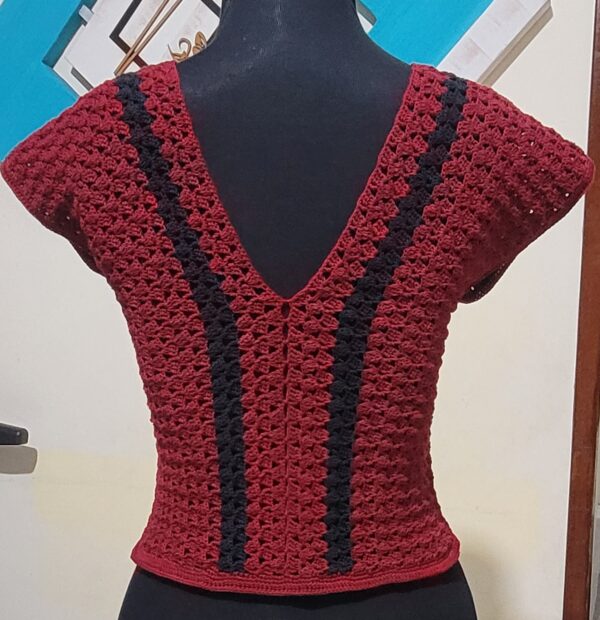 BLusa Vinho com listras pretas - Imagem 4