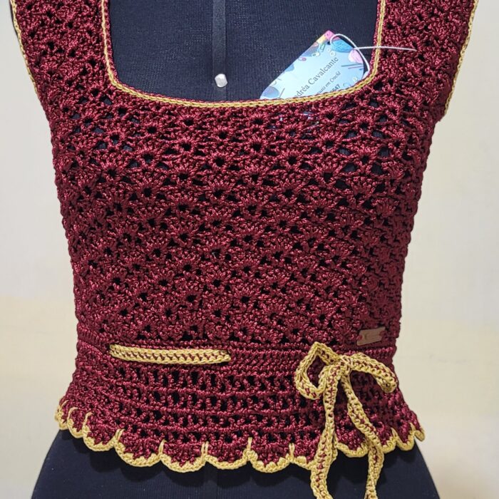 Cropped Bordô e Dourado